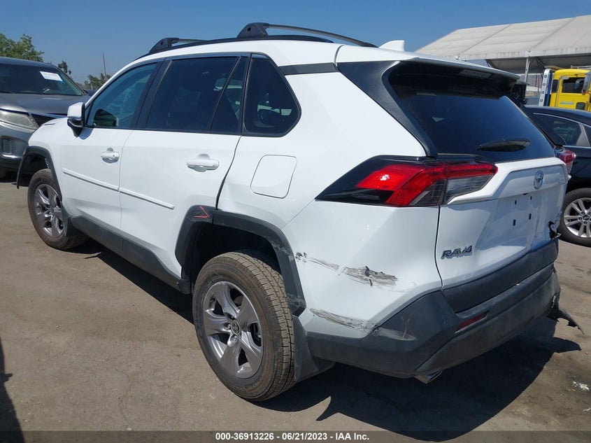 VIN 2T3P1RFV6PW358583 2023 TOYOTA RAV4 XLE