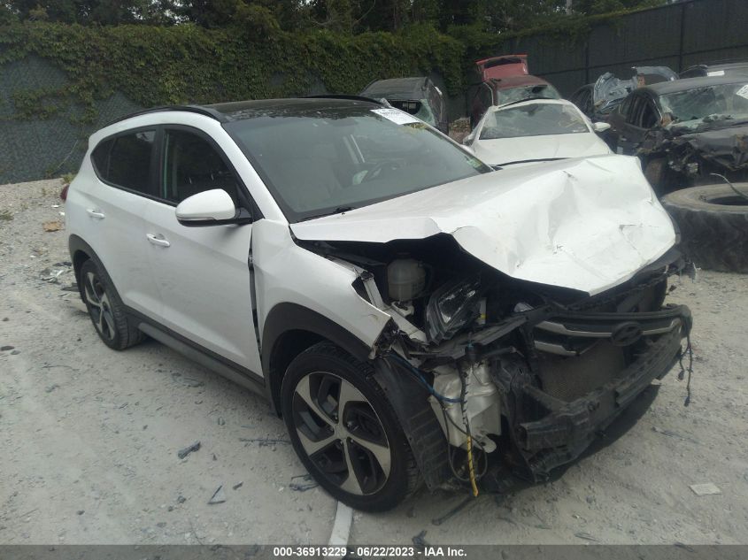 2018 HYUNDAI TUCSON VALUE - KM8J3CA21JU669607