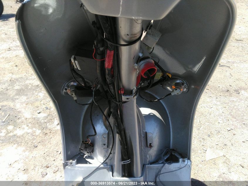 2005 VESPA M198F ZAPM198F555013752