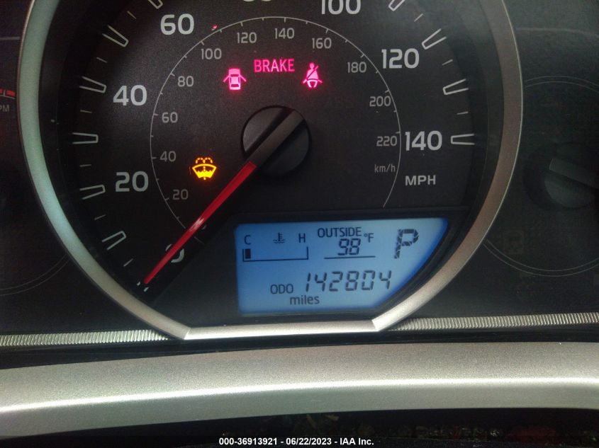 2015 TOYOTA RAV4 LE - JTMZFREV0FD059663