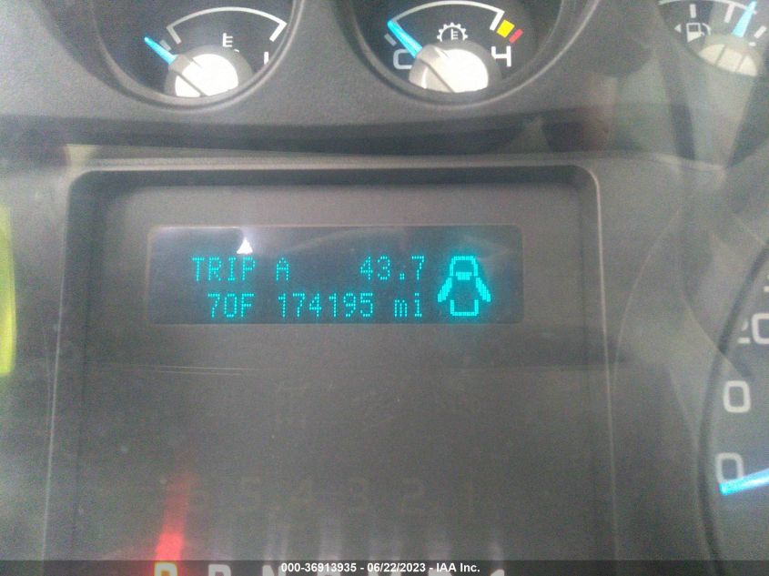 2015 FORD SUPER DUTY F-250 SRW XLT/XL - 1FD7X2B60FCA41808