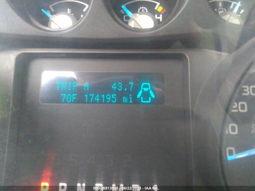 2015 FORD SUPER DUTY F-250 SRW XLT/XL - 1FD7X2B60FCA41808
