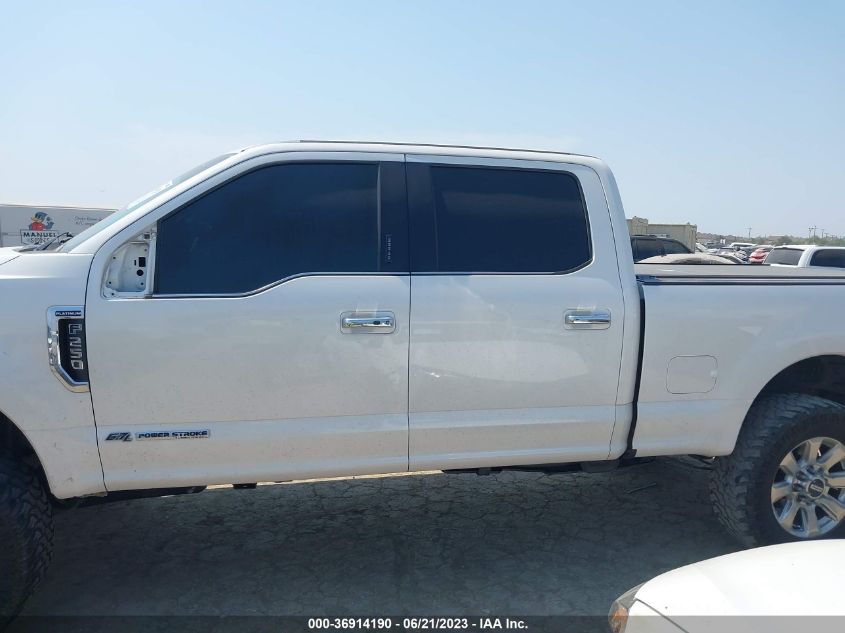 2017 FORD SUPER DUTY F-250 SRW LARIAT/PLATINUM - 1FT7W2BT9HEB57377