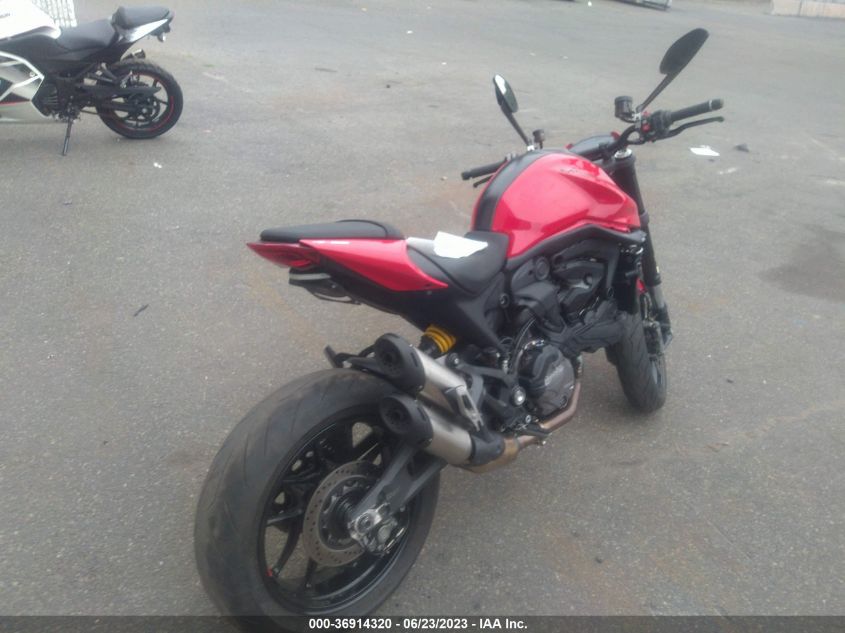 2022 DUCATI MONSTER - ZDMMAMDT0NB004365