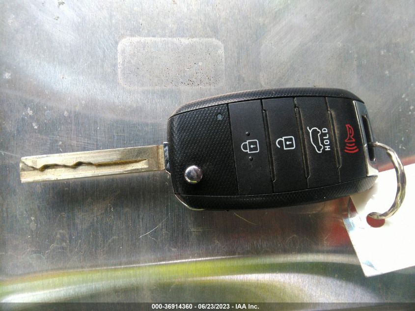 2018 KIA SORENTO LX - 5XYPGDA32JG369609