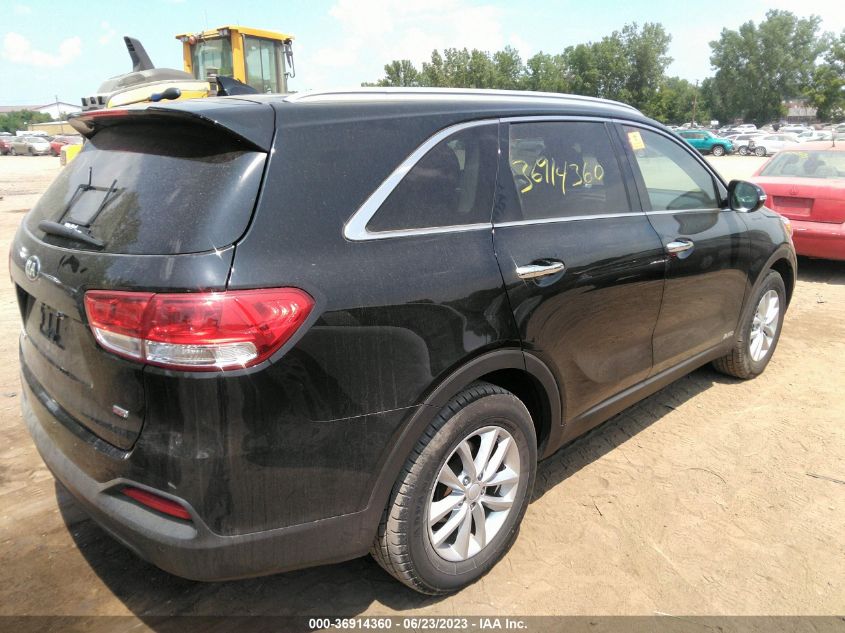2018 KIA SORENTO LX - 5XYPGDA32JG369609