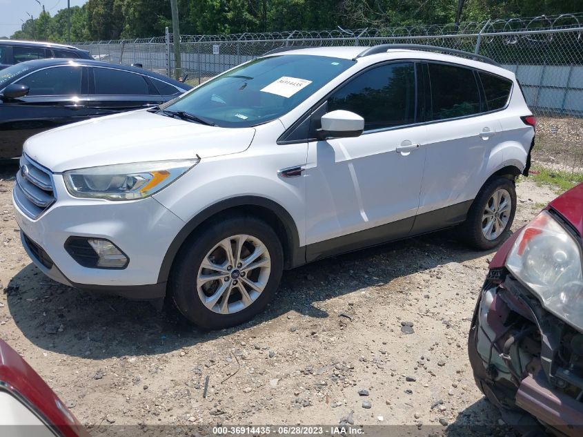 2017 FORD ESCAPE SE - 1FMCU0G94HUB90648