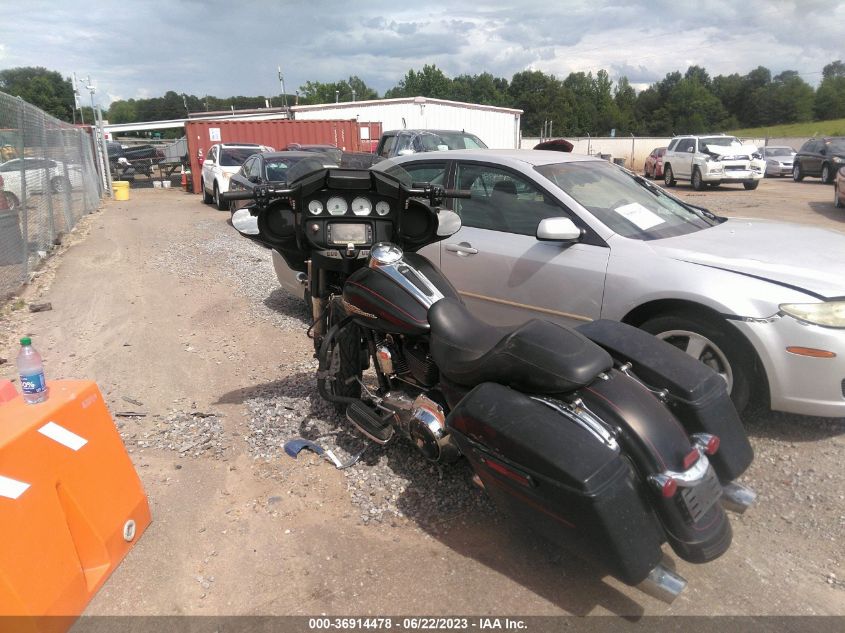 2015 HARLEY-DAVIDSON FLHXS STREET GLIDE SPECIAL - 1HD1KRM18FB641835