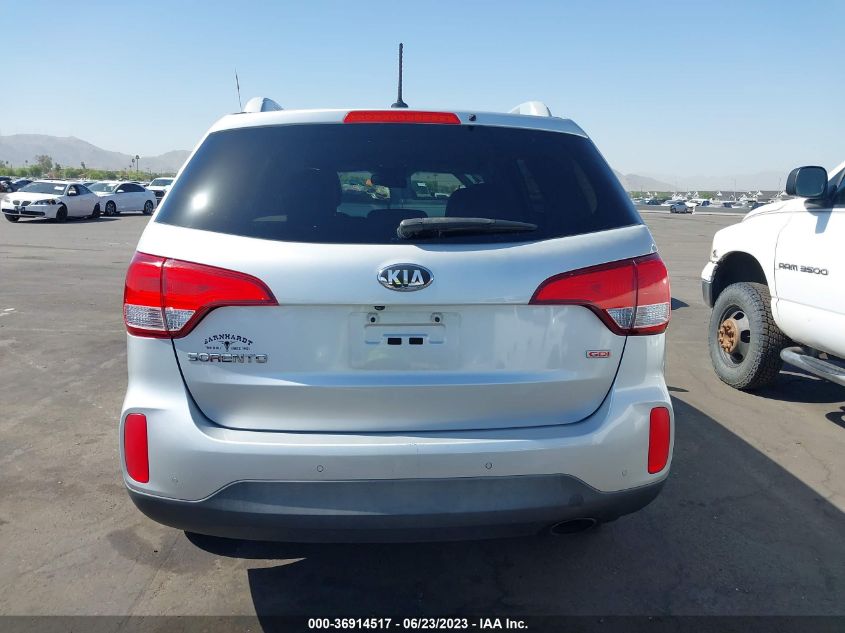 2015 KIA SORENTO LX - 5XYKT3A67FG547306