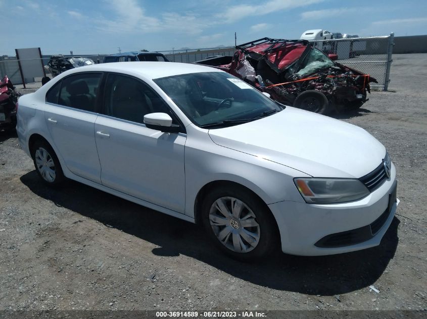 2013 VOLKSWAGEN JETTA SEDAN SE - 3VWDP7AJ3DM424012