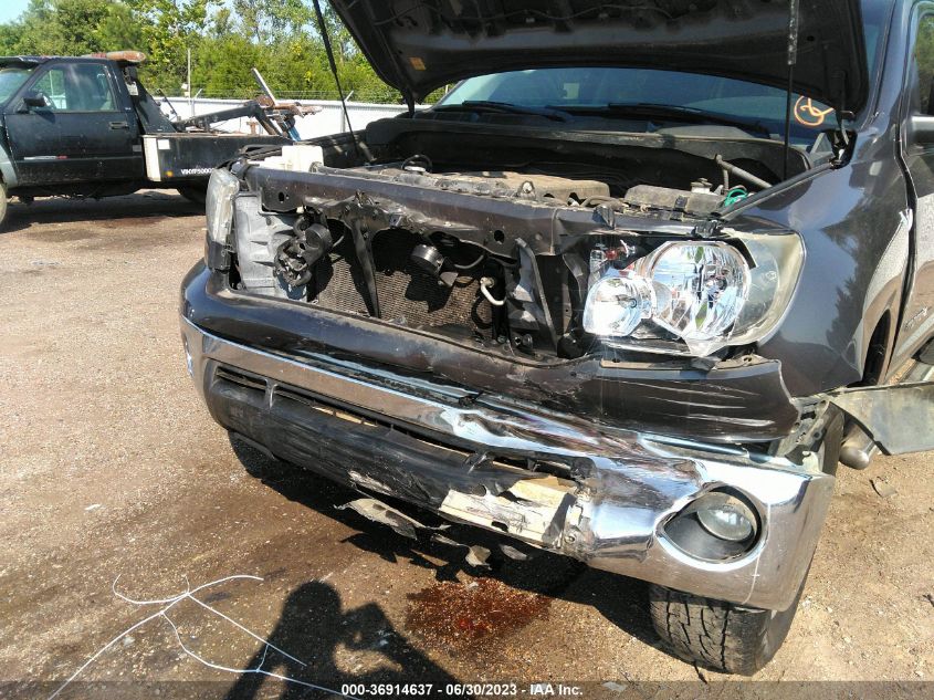 2013 TOYOTA TUNDRA 4WD TRUCK - 5TFDW5F13DX300254
