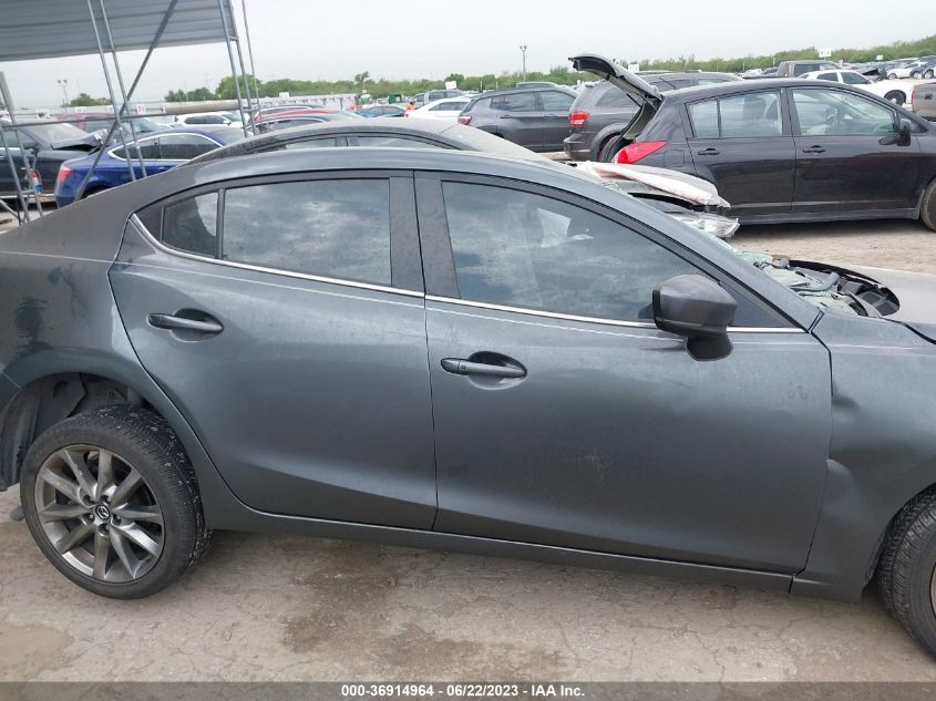 2018 MAZDA MAZDA3 4-DOOR TOURING 3MZBN1V37JM170645