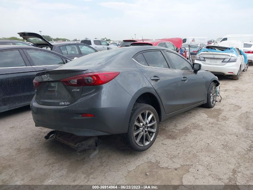 2018 MAZDA MAZDA3 4-DOOR TOURING 3MZBN1V37JM170645