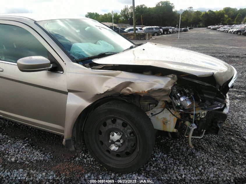 2014 CHRYSLER 200 LX - 1C3CCBAB9EN235964