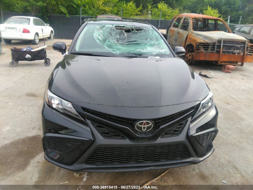 2022 TOYOTA CAMRY SE - 4T1G11AK8NU672773