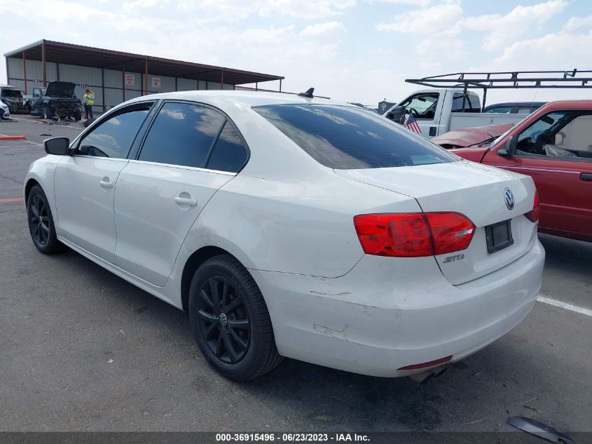 2013 VOLKSWAGEN JETTA SEDAN SE W/CONVENIENCE - 3VWDX7AJ7DM253751