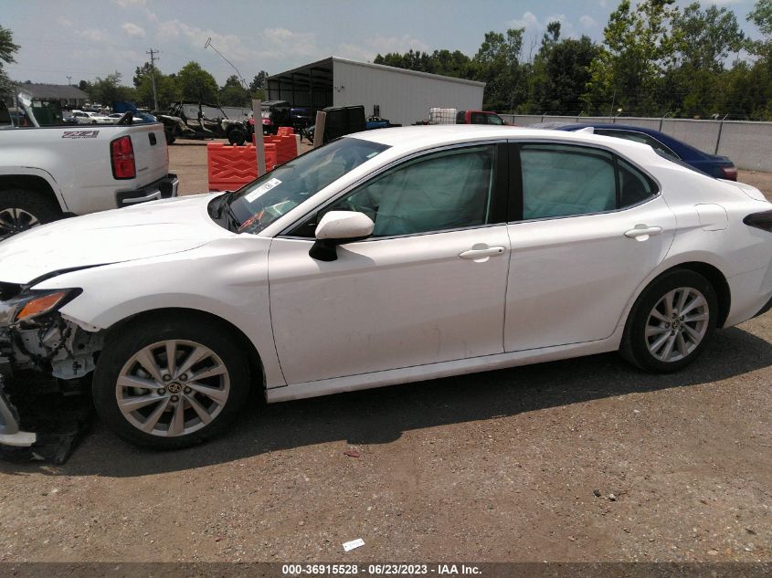 2022 TOYOTA CAMRY LE - 4T1C11AK4NU048290