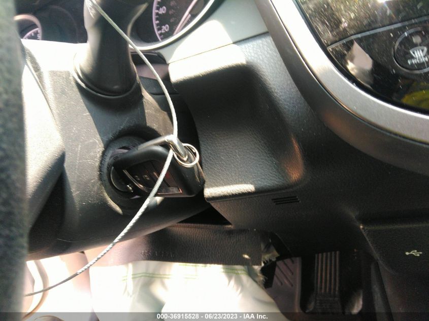 2022 TOYOTA CAMRY LE - 4T1C11AK4NU048290