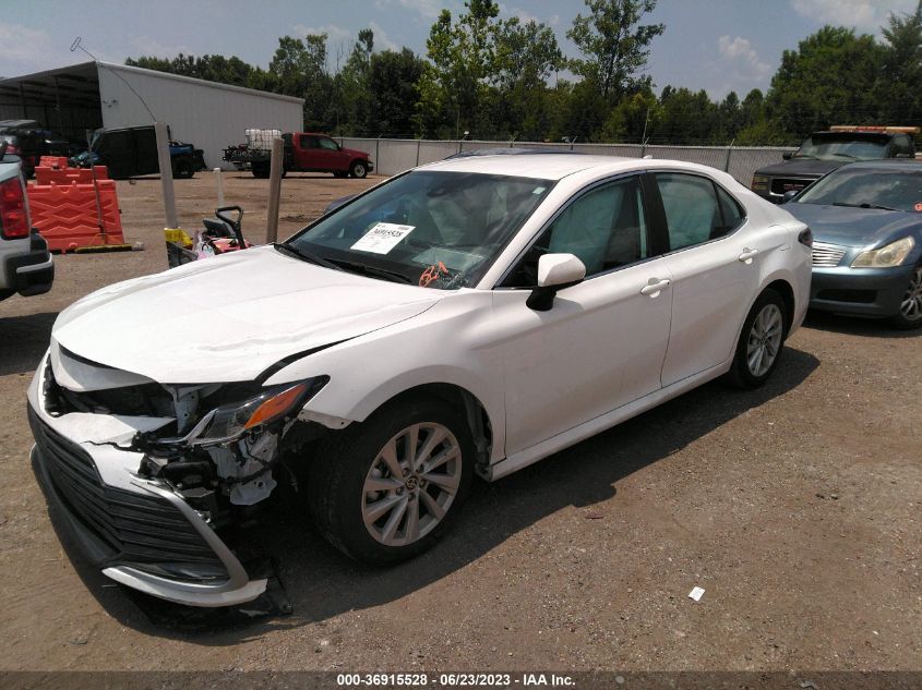 2022 TOYOTA CAMRY LE - 4T1C11AK4NU048290