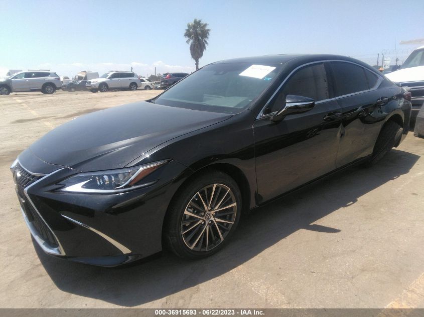 58ADA1C16PU029857 Lexus ES ES 300H 2