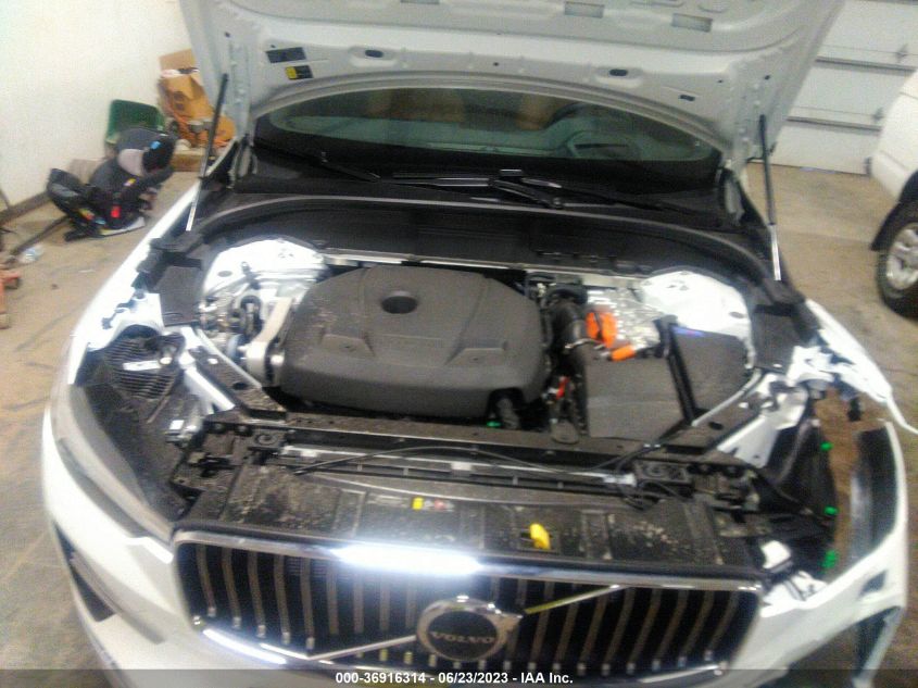 2023 VOLVO XC60 RECHARGE ULTIMATE BRIGHT THEME - YV4H60DA4P1272623