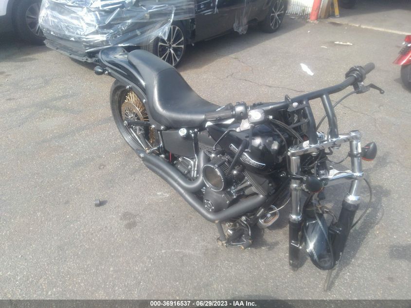 2009 HARLEY-DAVIDSON FXSTB - 1HD1JA5149Y040698