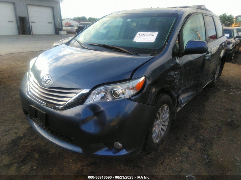 VIN 5TDYZ3DC7HS863479 2017 TOYOTA SIENNA XLE AUTO ACCESS