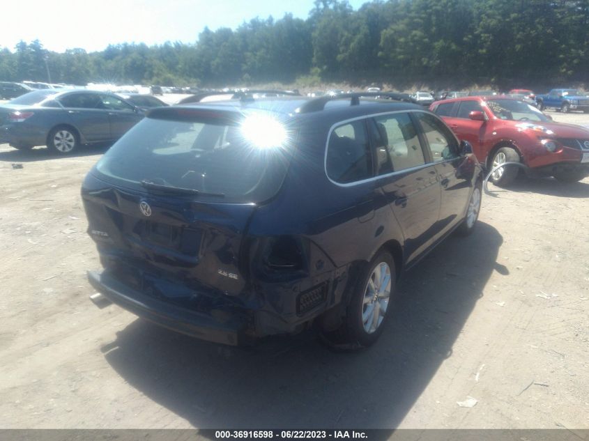 2014 VOLKSWAGEN JETTA SPORTWAGEN SE - 3VWPP7AJ4EM622709