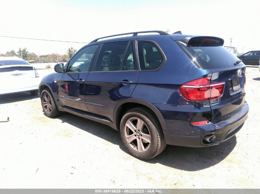 5UXZW0C58CL672841 2012 BMW X5, photo no. 3