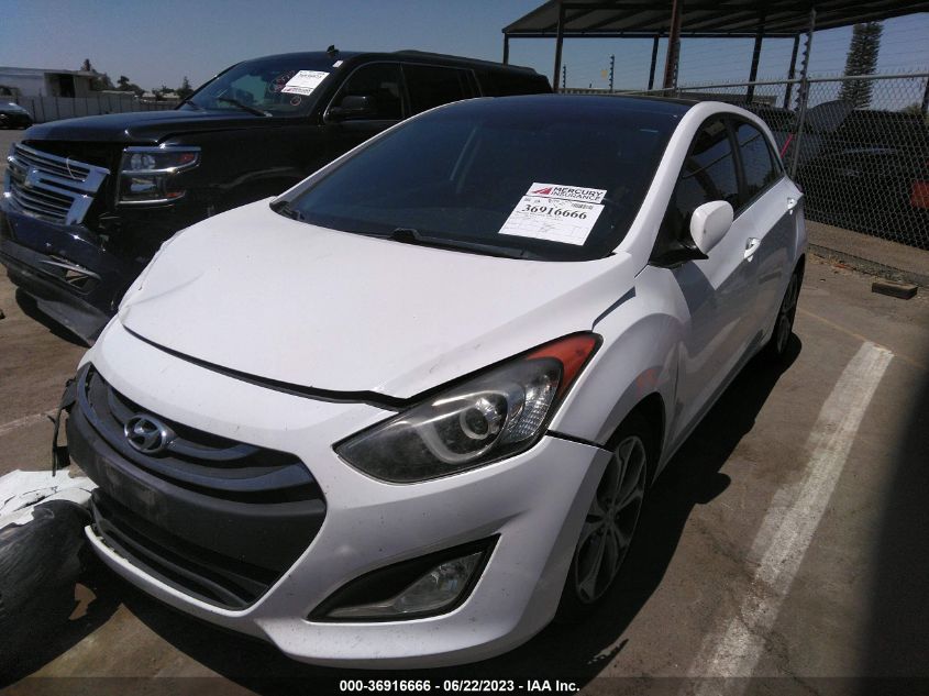 2013 HYUNDAI ELANTRA GT - KMHD35LE5DU094397