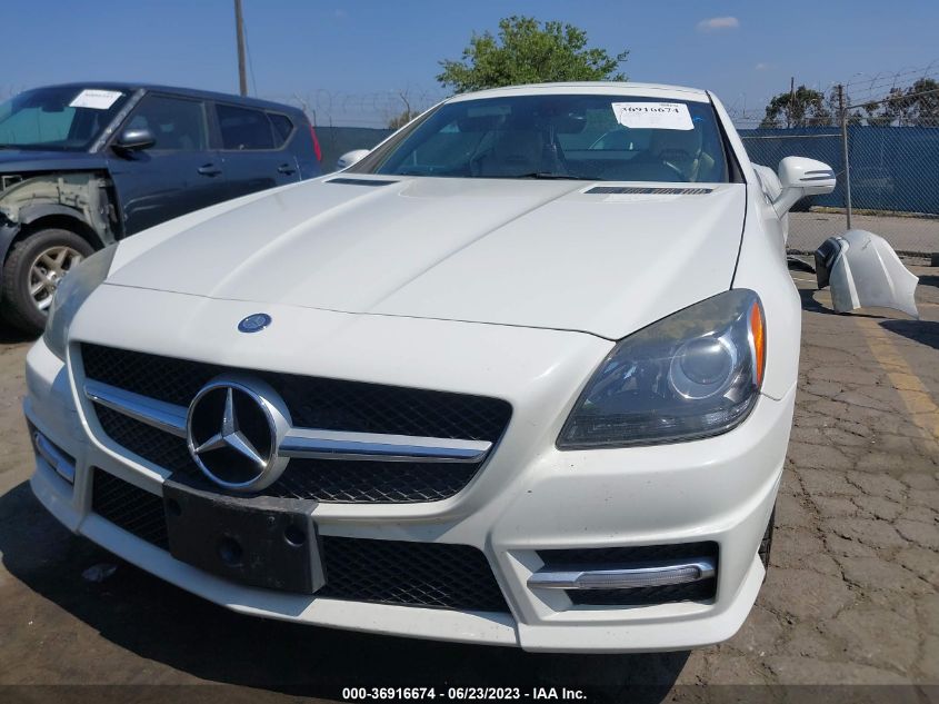 2013 MERCEDES-BENZ SLK-CLASS SLK 350 - WDDPK5HA5DF054079