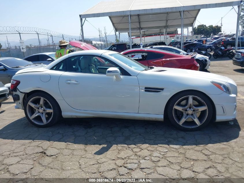 2013 MERCEDES-BENZ SLK-CLASS SLK 350 - WDDPK5HA5DF054079