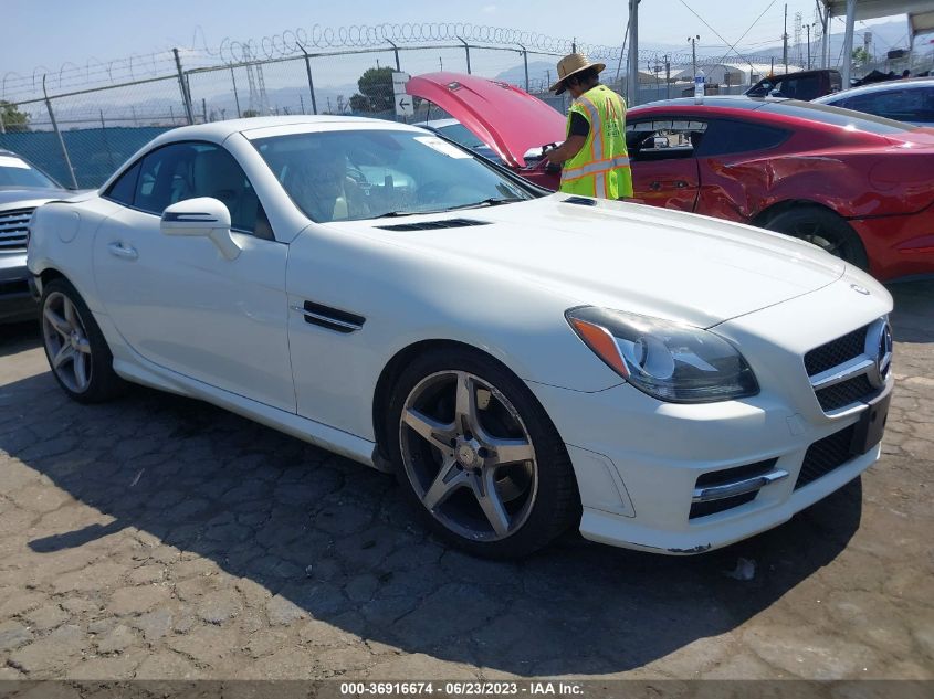 2013 MERCEDES-BENZ SLK-CLASS SLK 350 - WDDPK5HA5DF054079