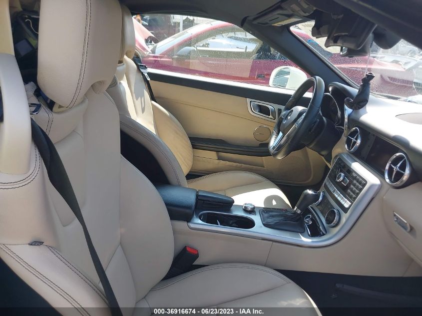 2013 MERCEDES-BENZ SLK-CLASS SLK 350 - WDDPK5HA5DF054079