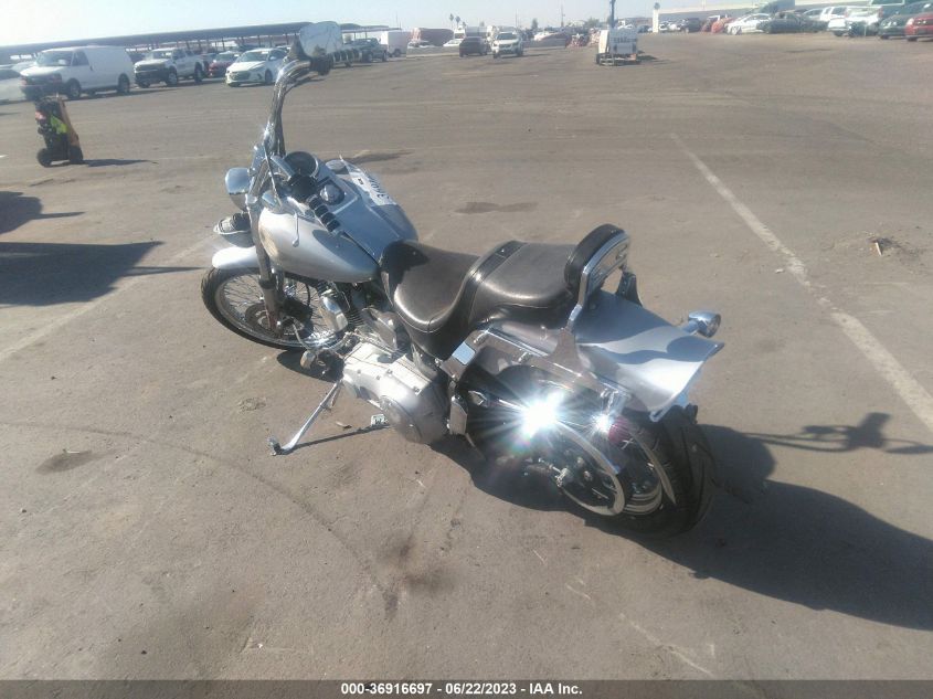 2002 HARLEY-DAVIDSON FXSTI 1HD1BVB132Y013846