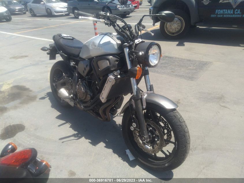 2018 YAMAHA XSR700 - JYARM21E3JA000356