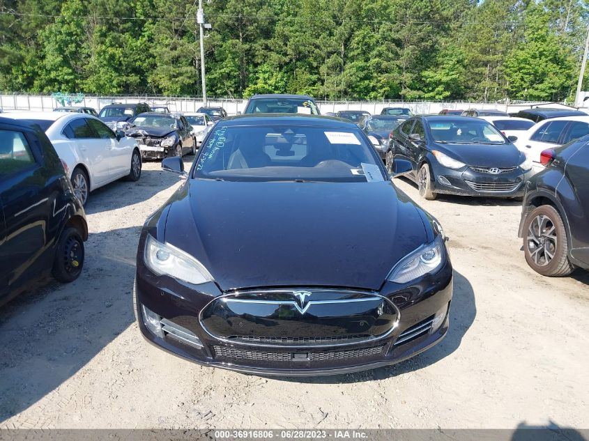 2016 TESLA MODEL S - 5YJSA1E40GF129875