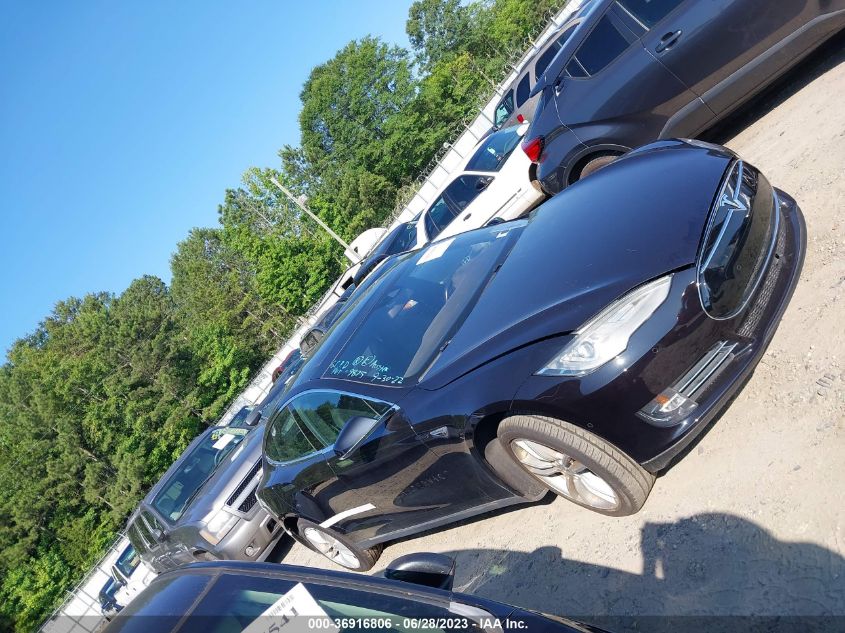 2016 TESLA MODEL S - 5YJSA1E40GF129875