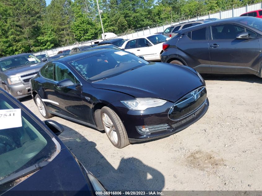 2016 TESLA MODEL S - 5YJSA1E40GF129875