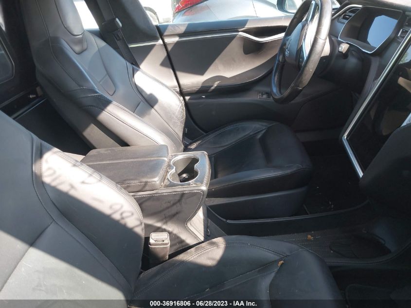 2016 TESLA MODEL S - 5YJSA1E40GF129875