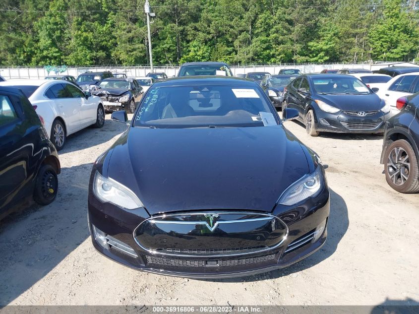 2016 TESLA MODEL S - 5YJSA1E40GF129875