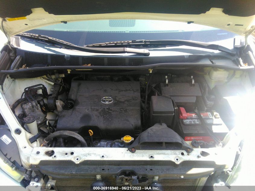 2014 TOYOTA SIENNA LTD/XLE - 5TDDK3DC7ES076935