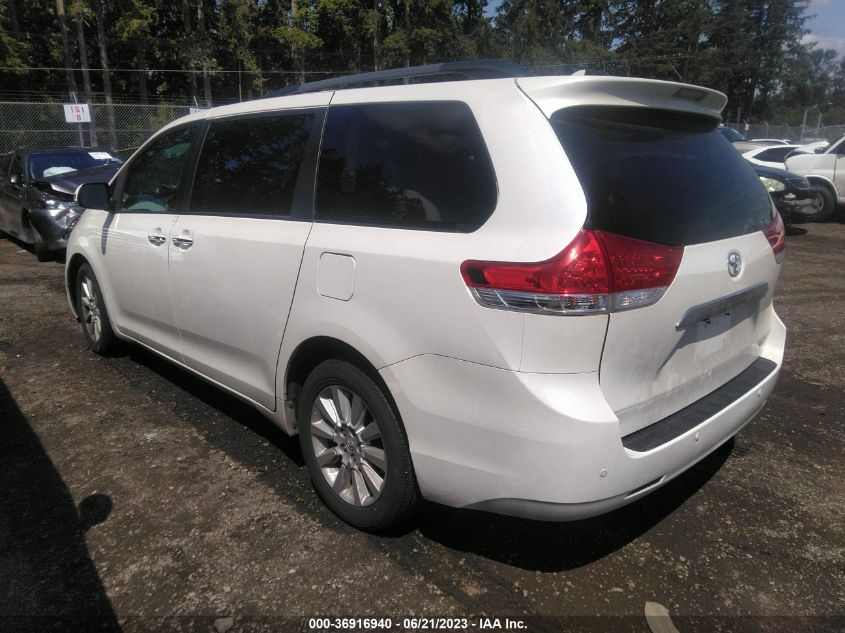 2014 TOYOTA SIENNA LTD/XLE - 5TDDK3DC7ES076935