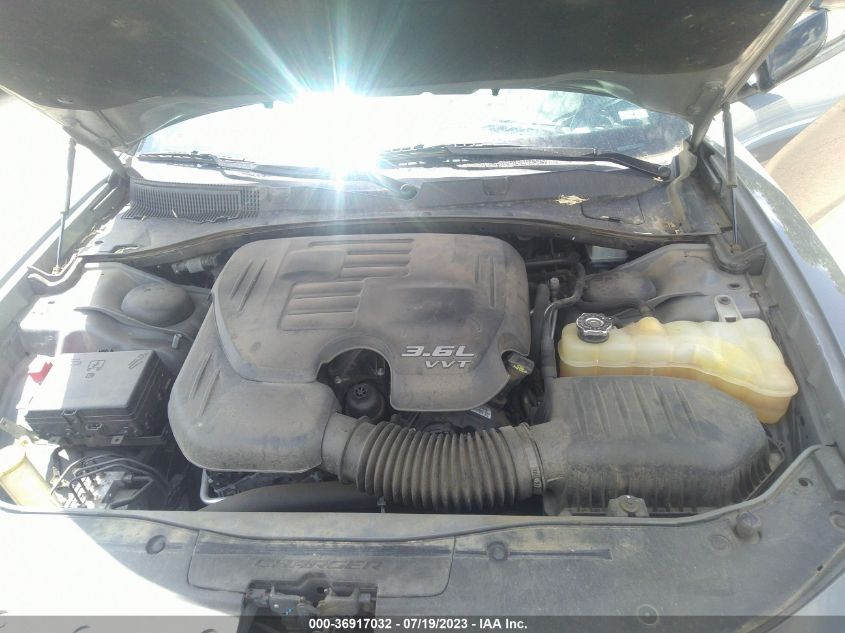 2018 DODGE CHARGER SXT - 2C3CDXBG9JH186904