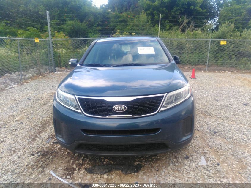 2014 KIA SORENTO LX - 5XYKT4A69EG427981