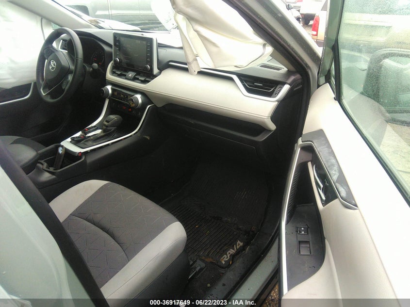VIN 2T3P1RFV0LW119508 2020 TOYOTA RAV4 XLE