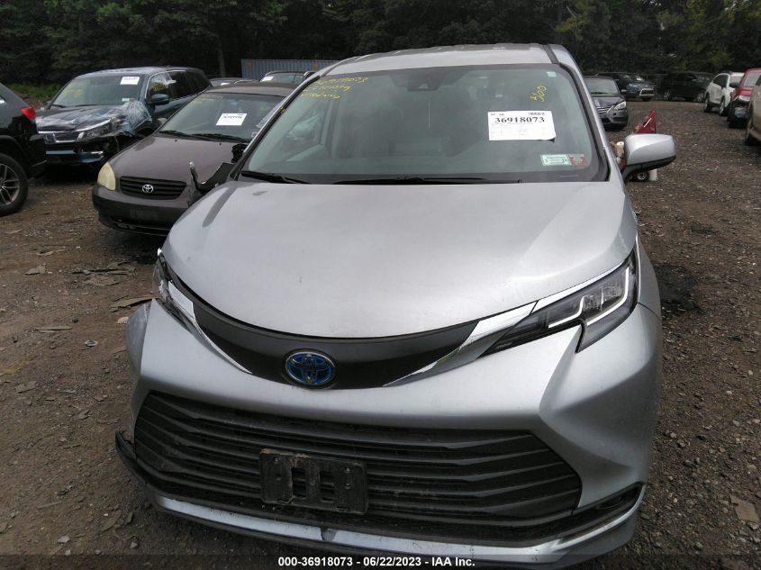 2022 TOYOTA SIENNA LE - 5TDKRKEC1NS106104
