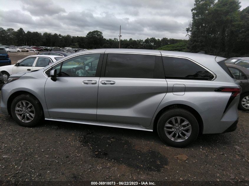 2022 TOYOTA SIENNA LE - 5TDKRKEC1NS106104