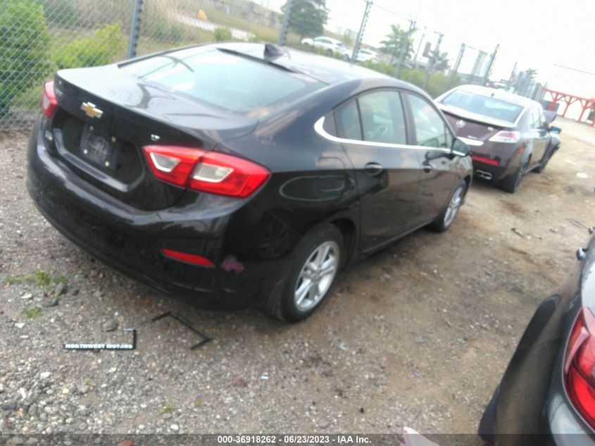 2018 CHEVROLET CRUZE LT - 1G1BE5SM9J7229415