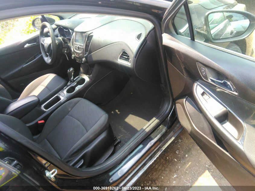 2018 CHEVROLET CRUZE LT - 1G1BE5SM9J7229415